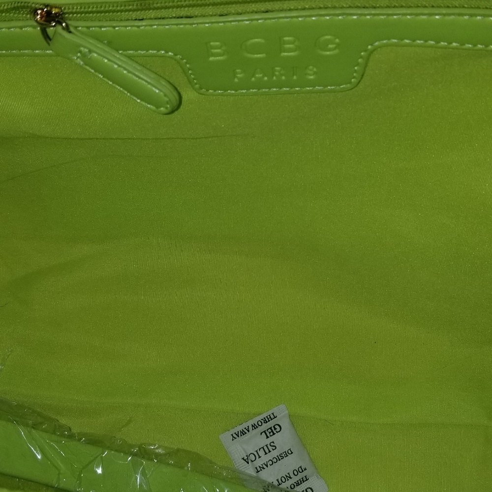 NWT $148 BCBG Paris Faux Leather Studded Tote - Picture 6 of 8